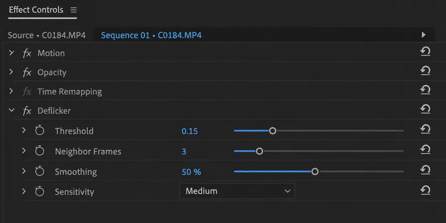 Premiere Pro Effect Controls panelinde Deflicker filter parametreleri Threshold Neighbor Frames Smoothing değer